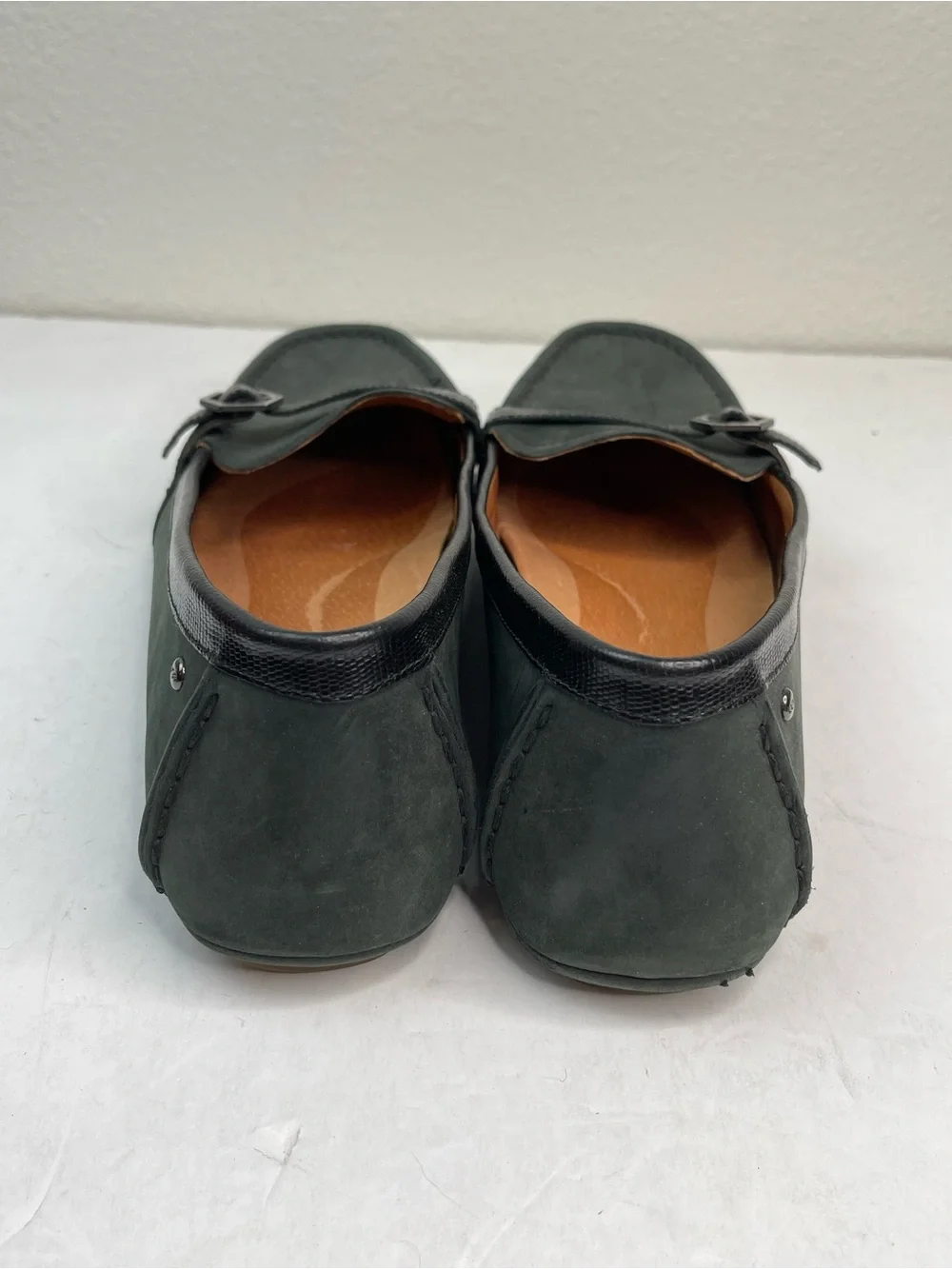 Ugg Gwyneth Women's Shoes Size 12 Green Leather Loafers Flats Moccasins 1014367